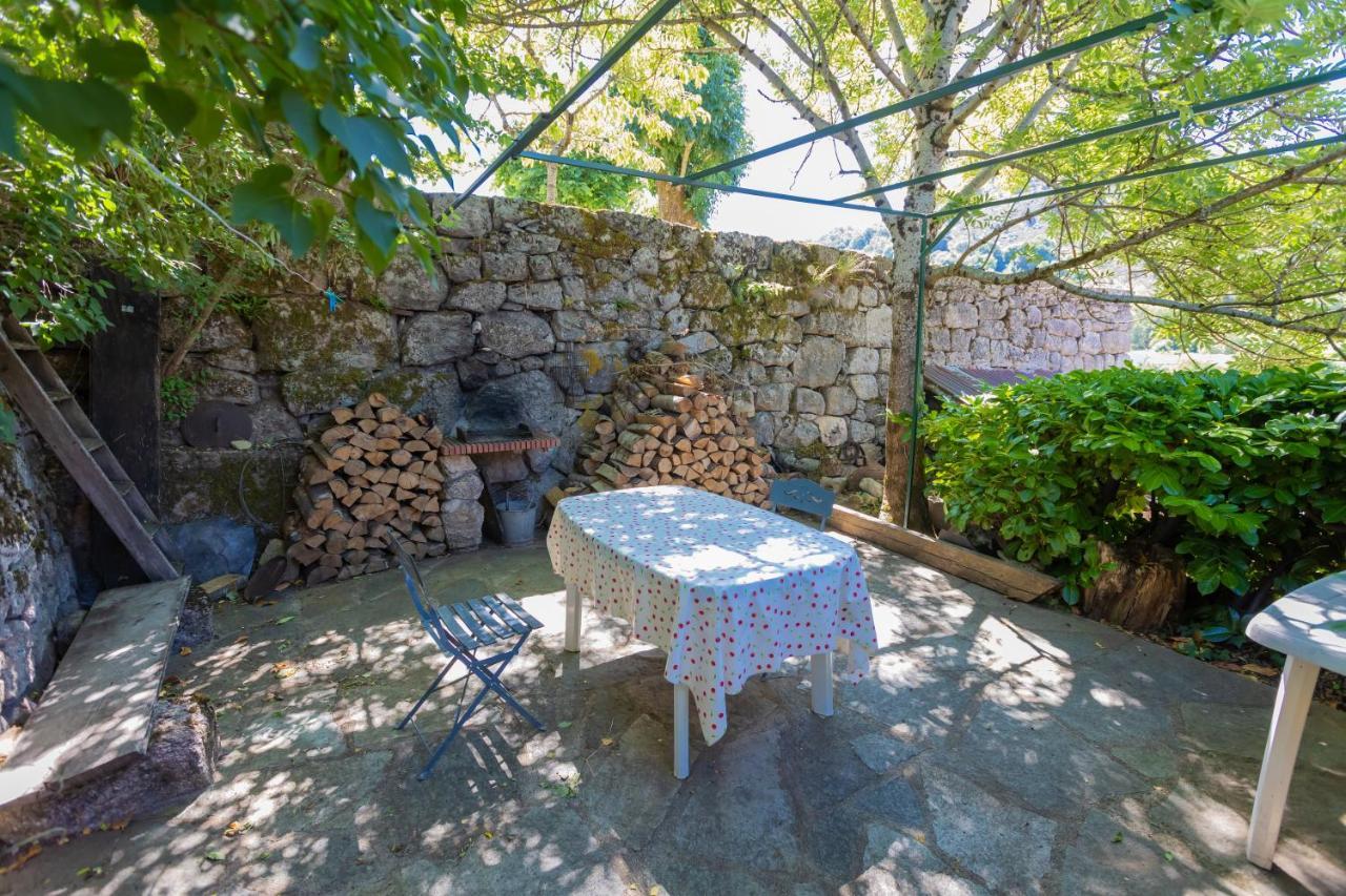 Gite En Cevennes Le Pont De Montvert Sud Mont Lozere Exteriör bild